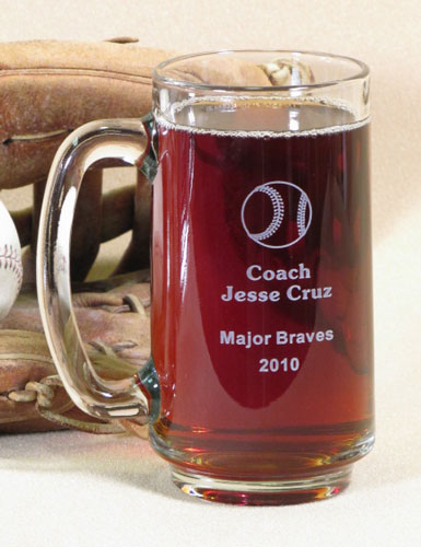 Image of a 12oz glass drink mug etched with a coaches name and team name 